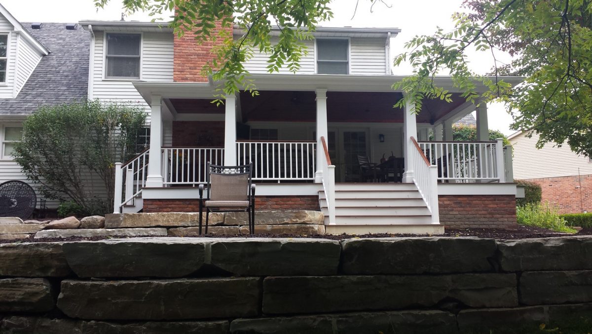 Clear Point Court Outdoor Living Space